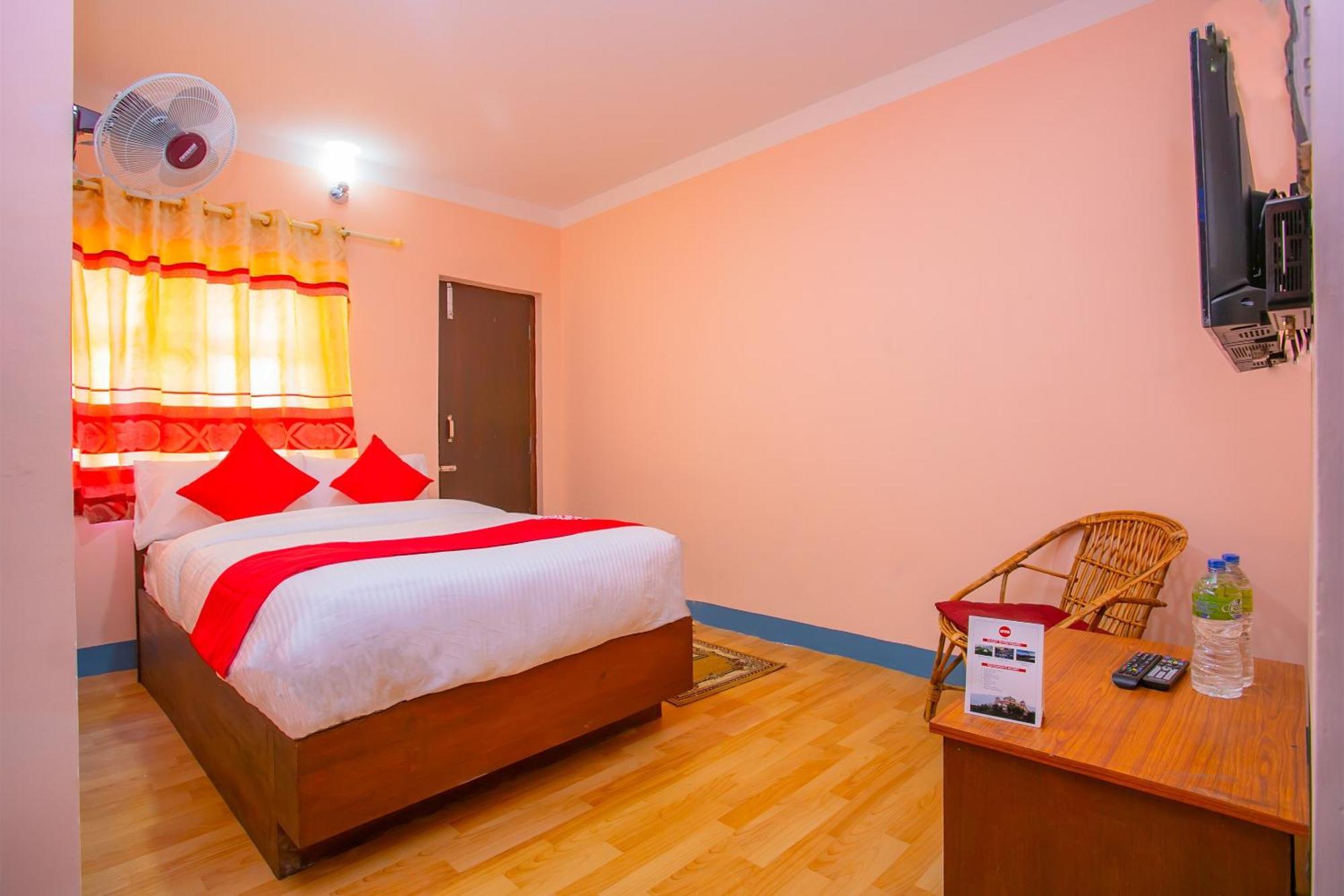Oyo 589 Hotel Trimurti Kathmandu Ngoại thất bức ảnh