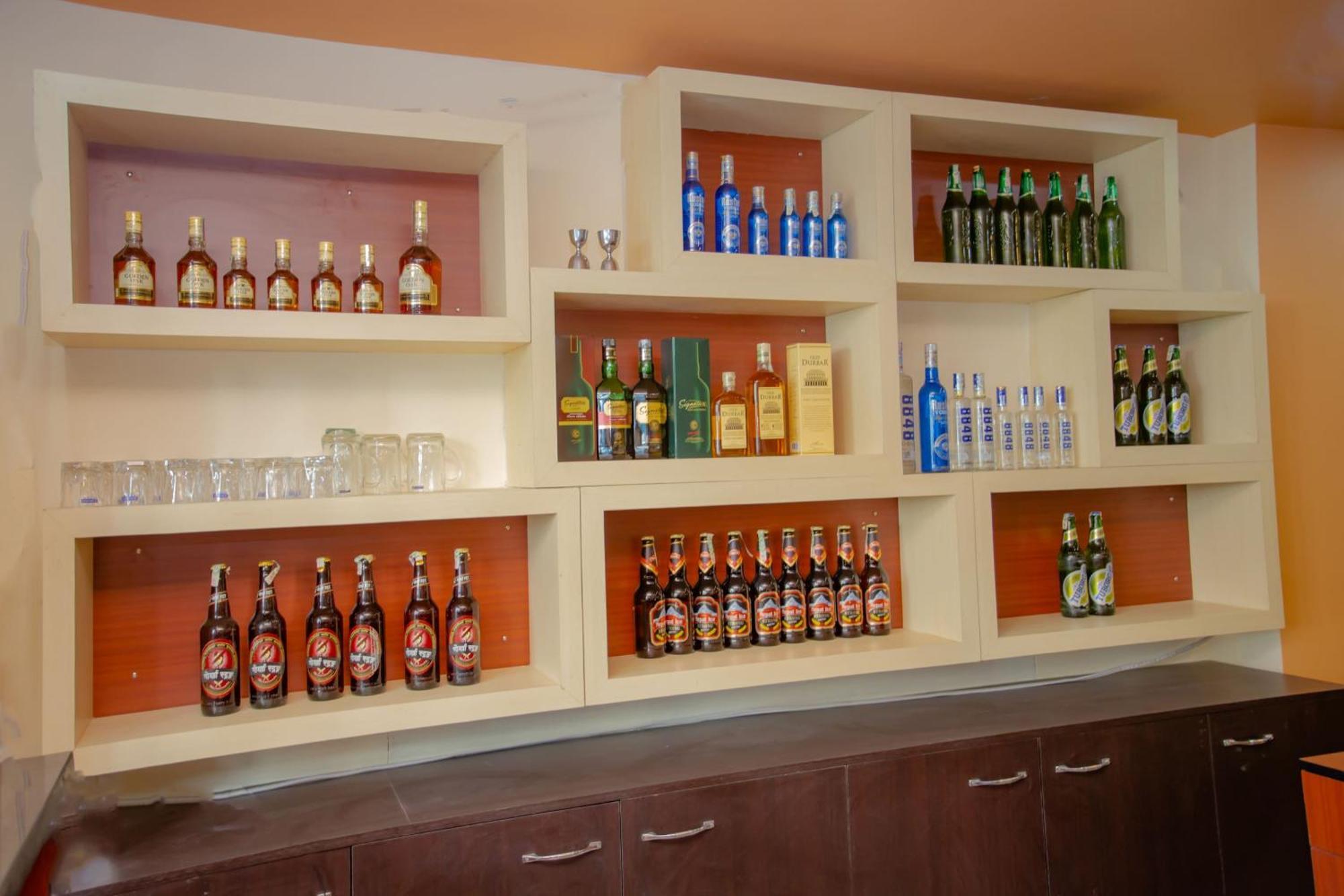 Oyo 589 Hotel Trimurti Kathmandu Ngoại thất bức ảnh