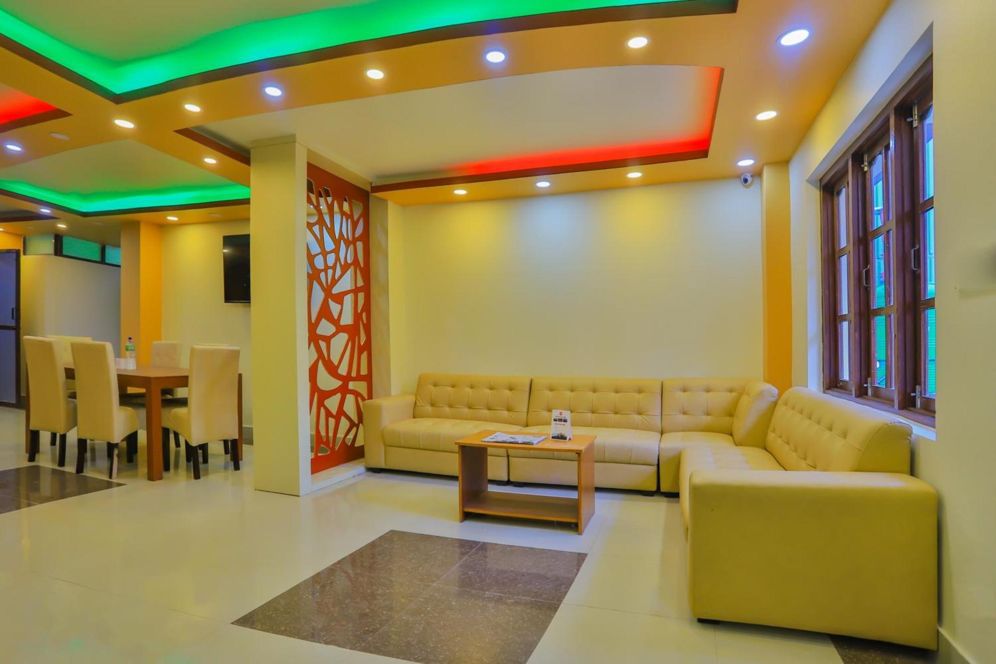 Oyo 589 Hotel Trimurti Kathmandu Ngoại thất bức ảnh