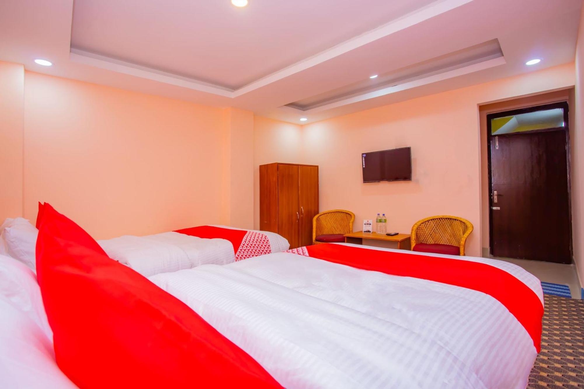 Oyo 589 Hotel Trimurti Kathmandu Ngoại thất bức ảnh